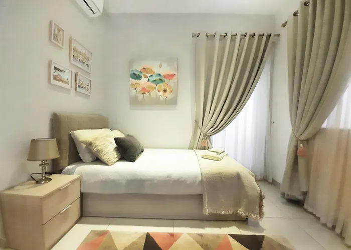 Cozy - Great Bus Connections - Free Parking Alloggio in famiglia *