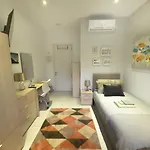 Cozy - Great Bus Connections - Free Parking