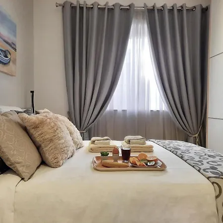 Cozy - Great Bus Connections - Free Parking Mosta